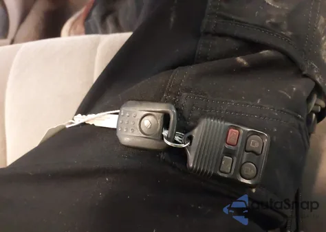 2008 Mercury Grand Marquis Gs из США, поврежденный, VIN 2MEFM74V58X630718